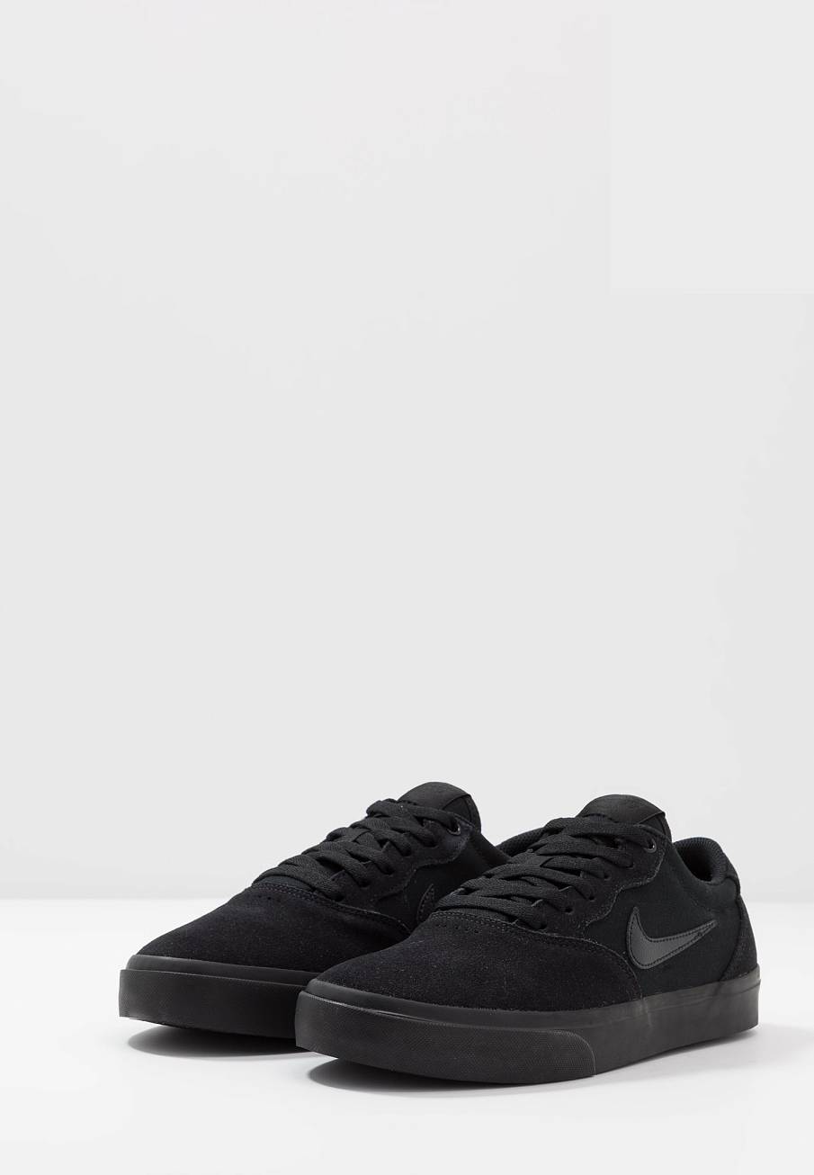 Фото № 3 с приближением к товару «‎Nike Chron »