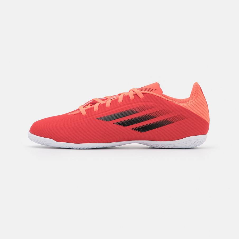 Фото № 1 с приближением к товару «‎Adidas X Indoor »