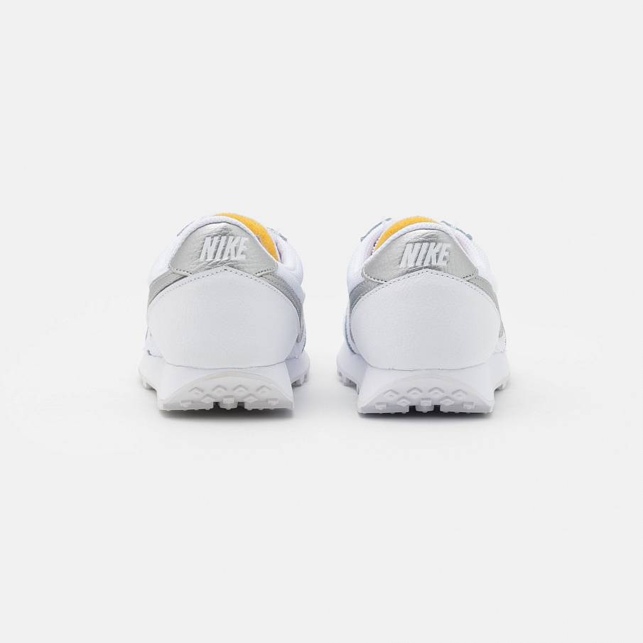 Фото № 3 с приближением к товару «‎Nike Daybreak »