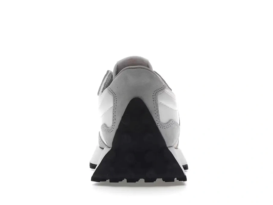Фото № 4 с приближением к товару «‎New Balance 327»
