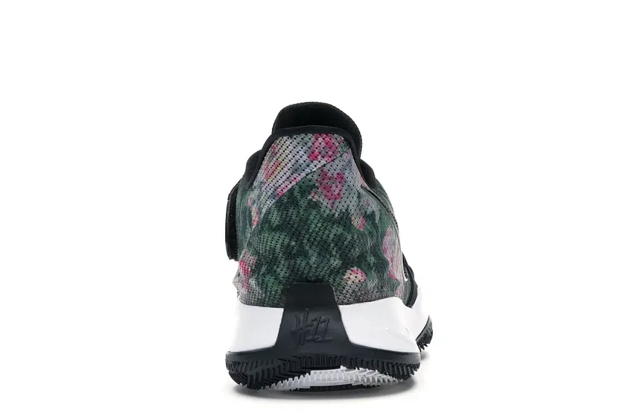 Фото № 4 с приближением к товару «‎Nike Kyrie Low 1 Floral»