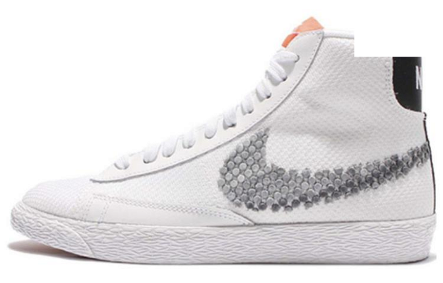Фото № 1 с приближением к товару «‎Nike Blazer MID VNTG Women»