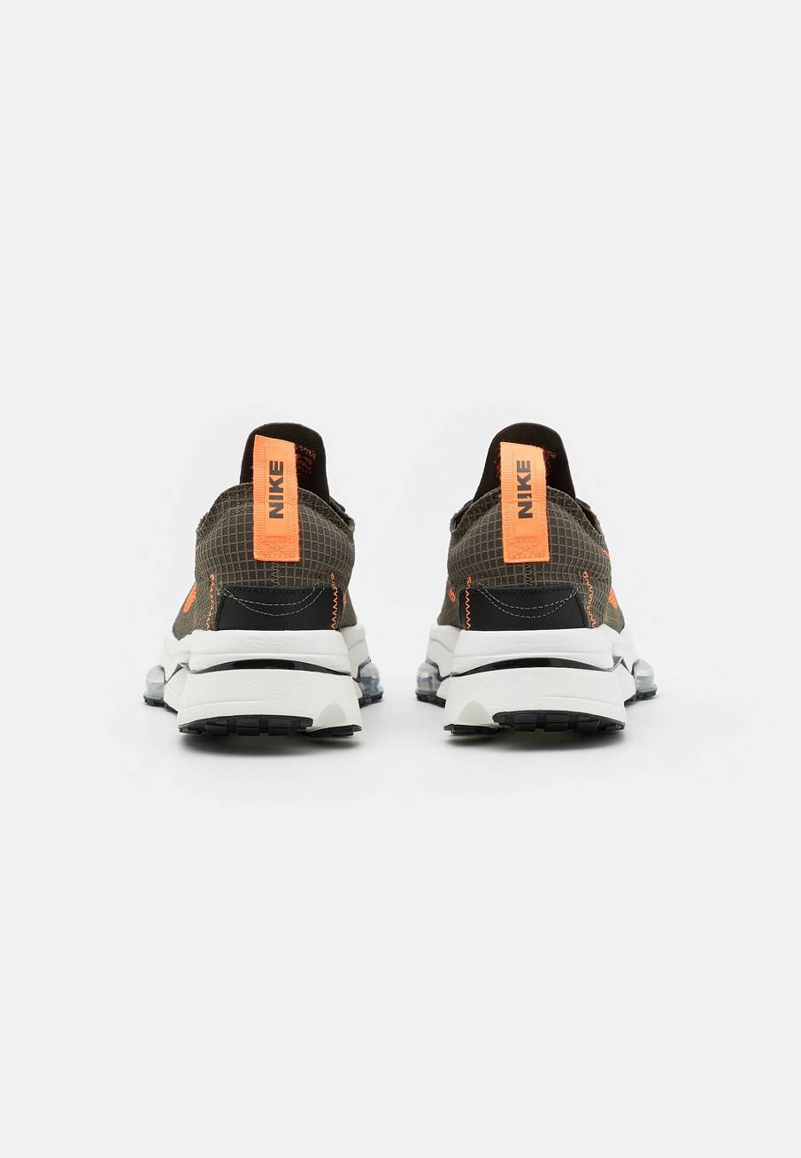 Фото № 3 с приближением к товару «‎Nike Air Zoom Type »