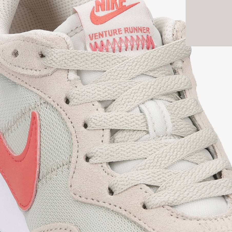 Фото № 4 с приближением к товару «‎Nike Wmns Venture Runner 'Light Bone Magic Ember'»