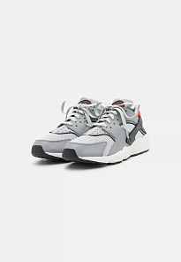Фото № 3 с приближением к товару «‎AIR HUARACHE GEL UNISEX»
