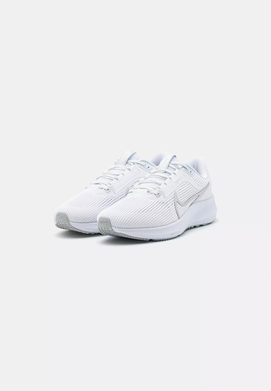 Фото № 2 с приближением к товару «‎AIR ZOOM PEGASUS 40»