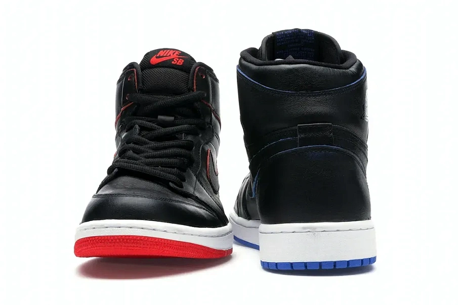 Фото № 4 с приближением к товару «‎Jordan 1 SB Lance Mountain Black»
