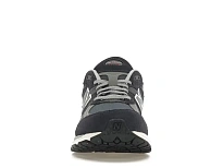 Фото № 2 с приближением к товару «‎New Balance 2002R»