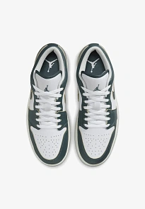 Фото № 4 с приближением к товару «‎AIR JORDAN 1 LOW SE»