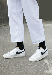 Фото № 2 с приближением к товару «‎Nike Blazer ’77 »