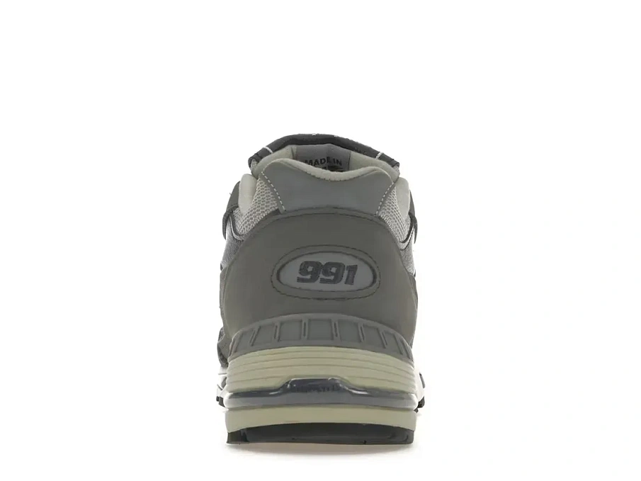 Фото № 4 с приближением к товару «‎New Balance 991»