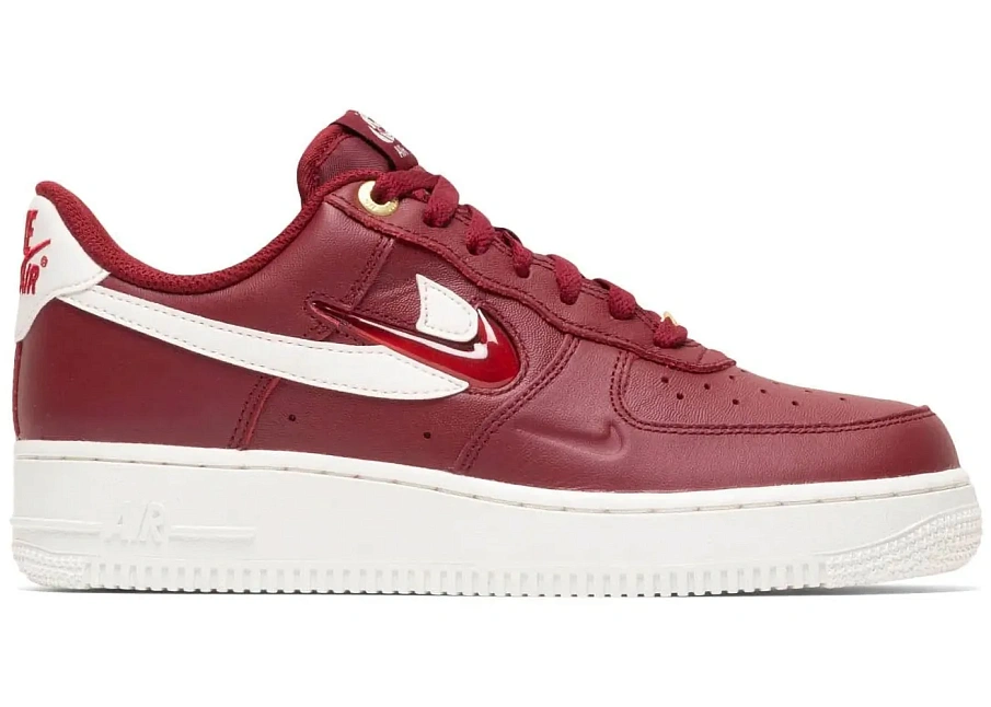 Фото № 1 с приближением к товару «‎Nike Air Force 1 Low 07 Premium History Of Logos Team Red »