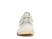 Фото № 2 с приближением к товару «‎New Balance 550»