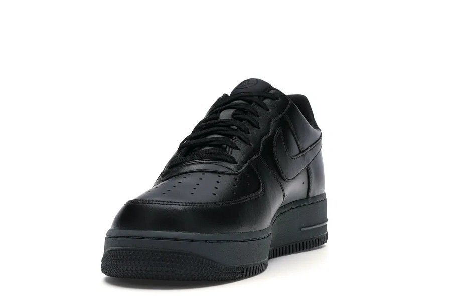 Фото № 4 с приближением к товару «‎Nike Air Force 1 Flyleather Black»