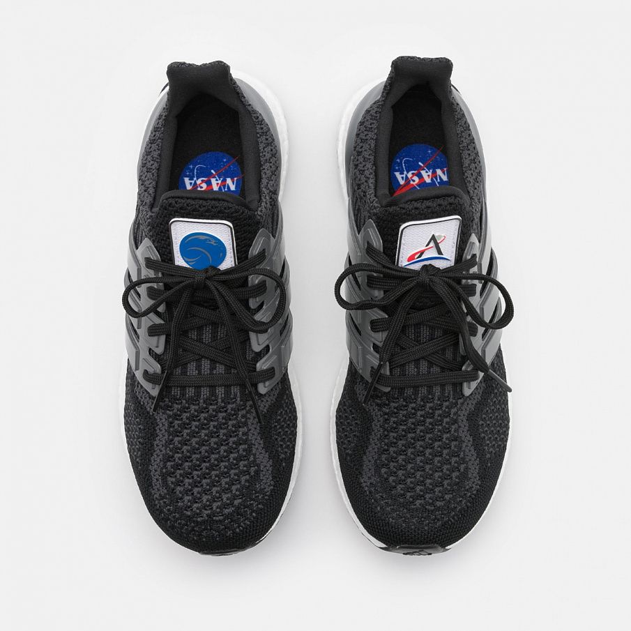 Фото № 4 с приближением к товару «‎Adidas Ultraboost Dna »