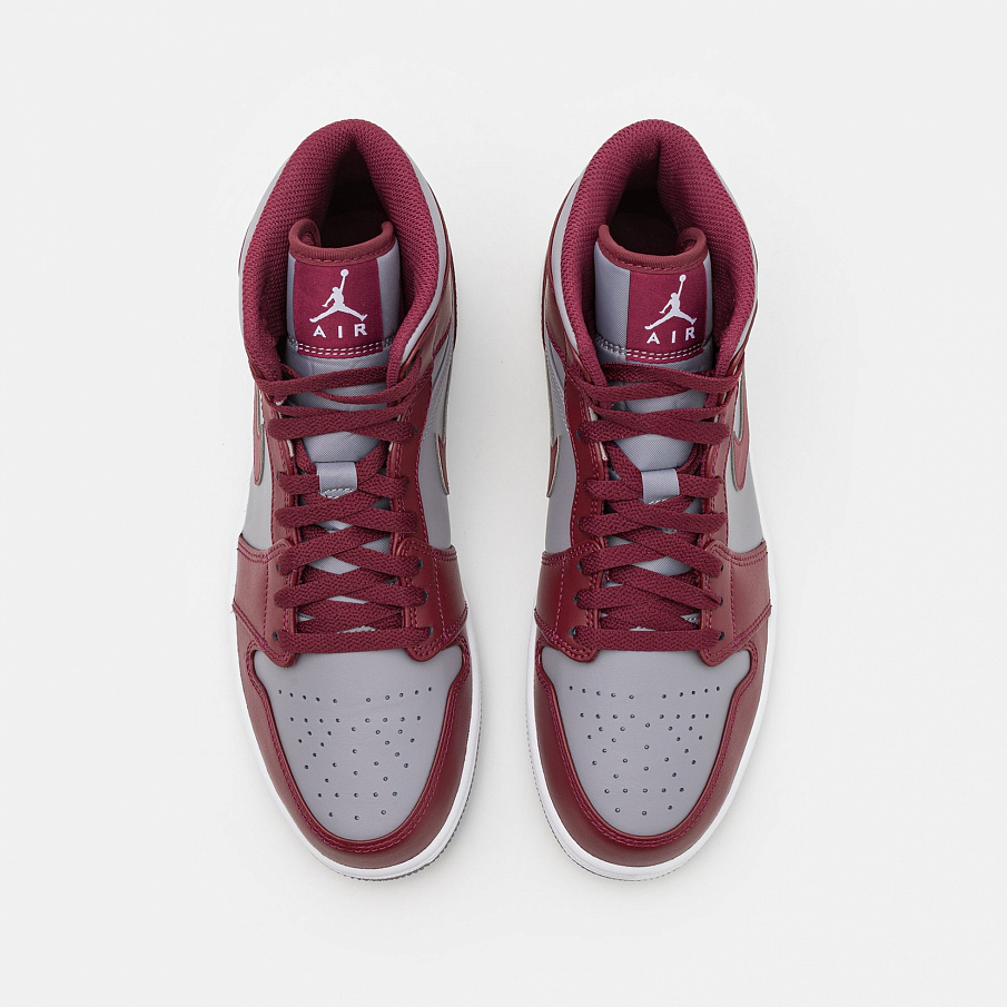 Фото № 4 с приближением к товару «‎Air Jordan 1 »