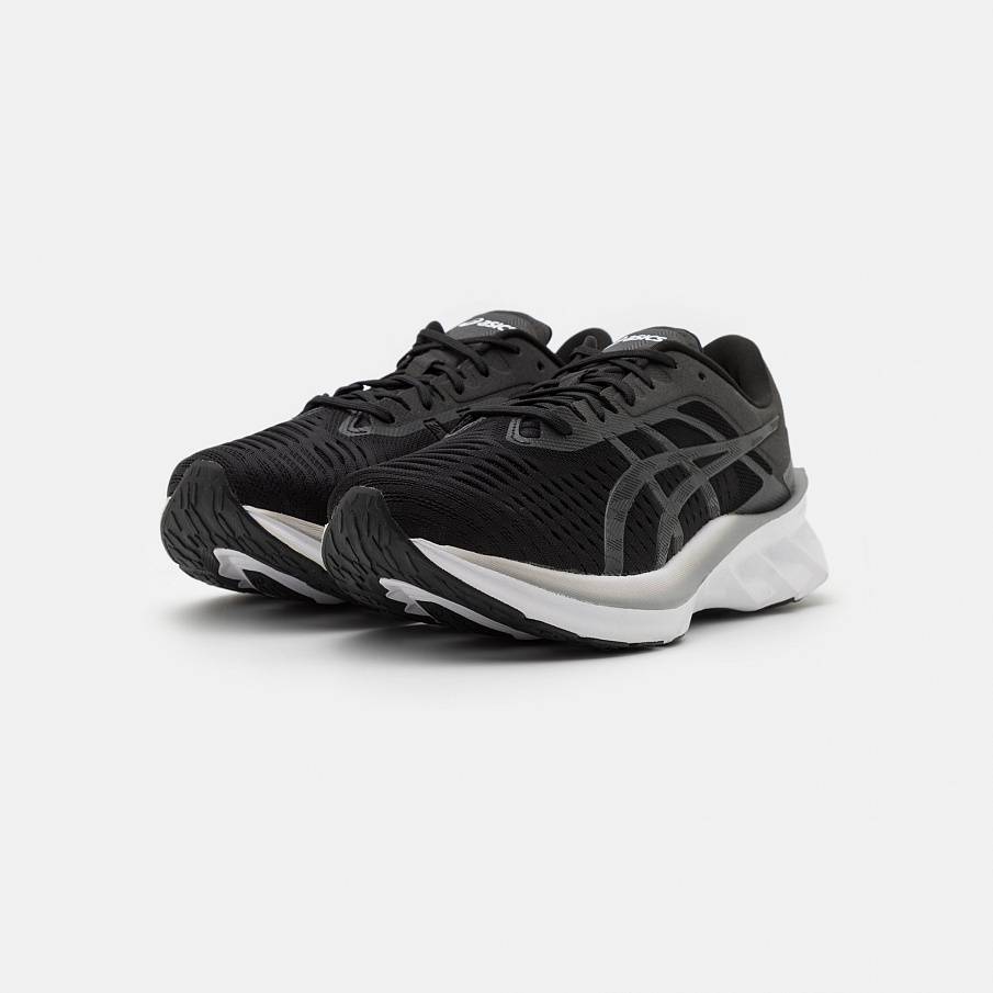 Фото № 2 с приближением к товару «‎Asics Novablast»