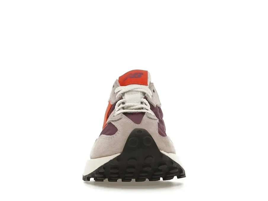 Фото № 2 с приближением к товару «‎New Balance 327»