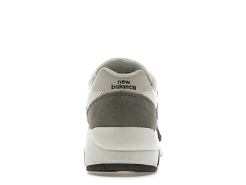 New Balance 580 - 4