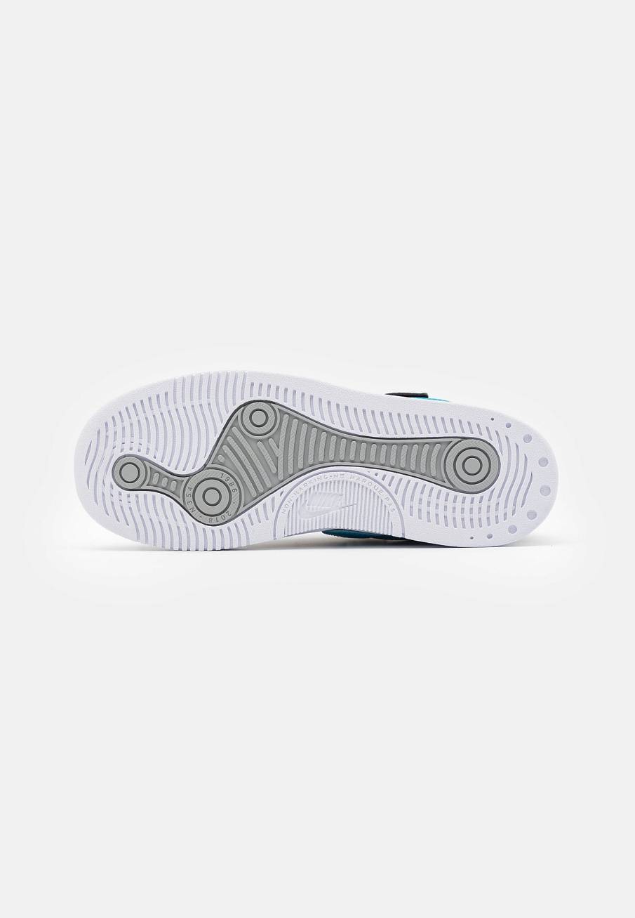 Фото № 5 с приближением к товару «‎Nike Squash-Type »