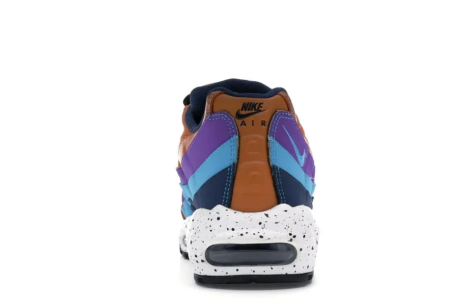 Фото № 4 с приближением к товару «‎Nike Air Max 95 Monarch»