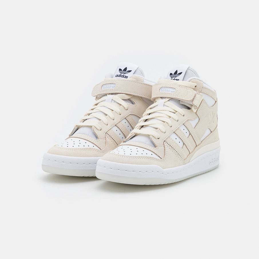 Фото № 3 с приближением к товару «‎Adidas Forum »