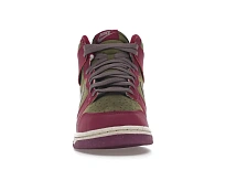 Фото № 2 с приближением к товару «‎Nike Dunk High Dynamic Berry »