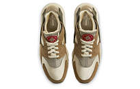 Фото № 4 с приближением к товару «‎Stussy x Nike Air Huarache LE QS Desert Oak»