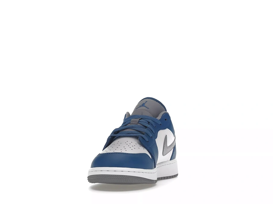 Фото № 1 с приближением к товару «‎Jordan 1 Low True Blue »