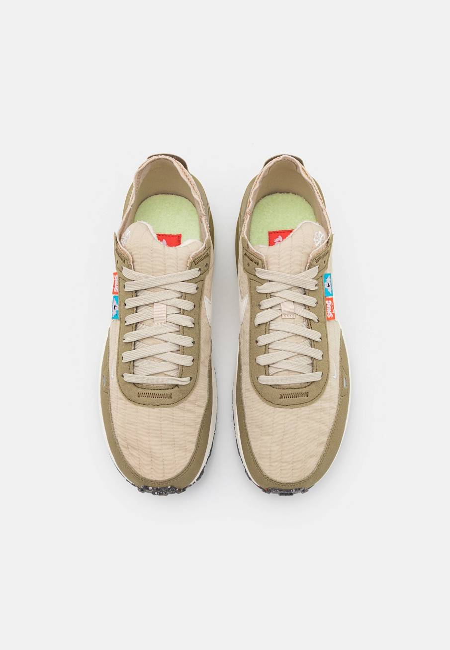 Фото № 4 с приближением к товару «‎Nike Waffle One »