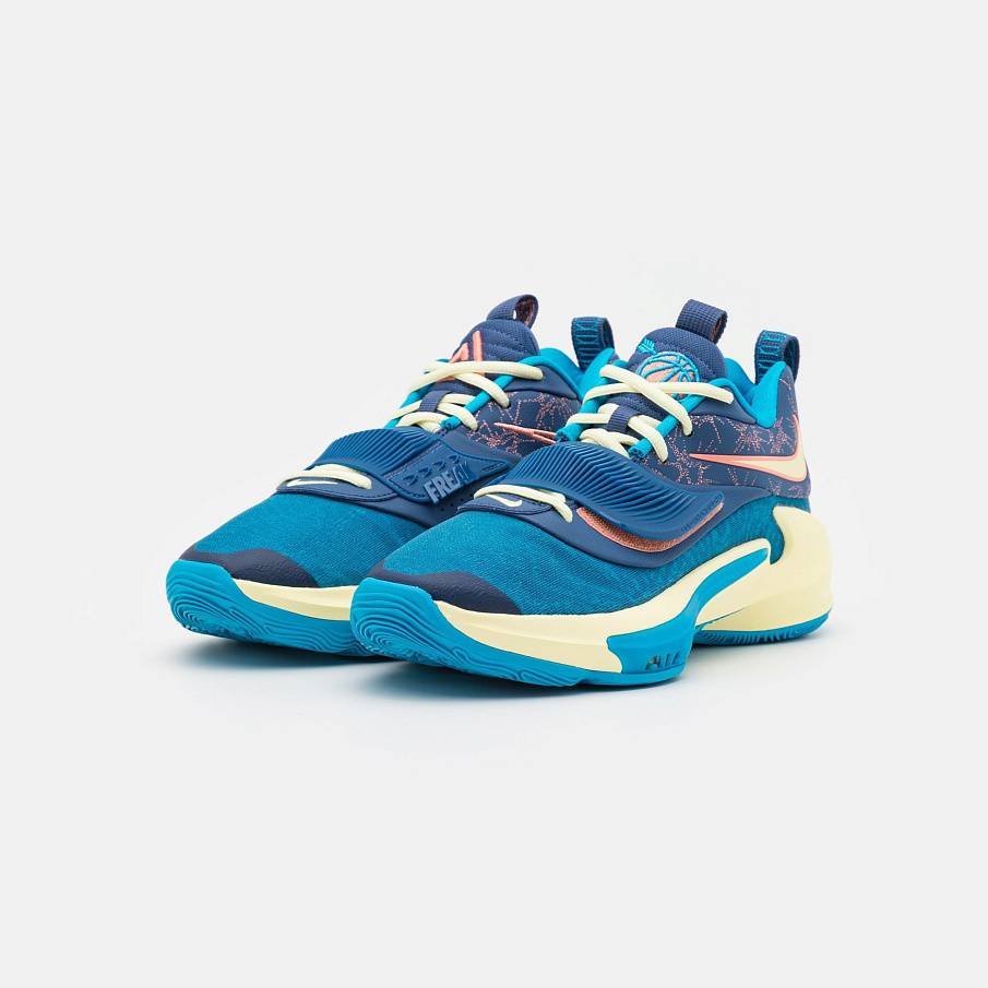 Фото № 2 с приближением к товару «‎Nike Zoom Freak 3»