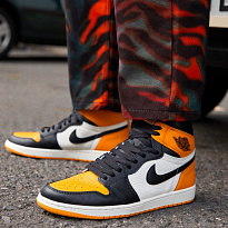 Фото № 1 с приближением к товару «‎Jordan Air 1 Retro »