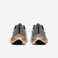 Фото № 5 с приближением к товару «‎Nike Wmns Zoom Winflo 8 Low-Top Running Shoes GrayWhiteGold»