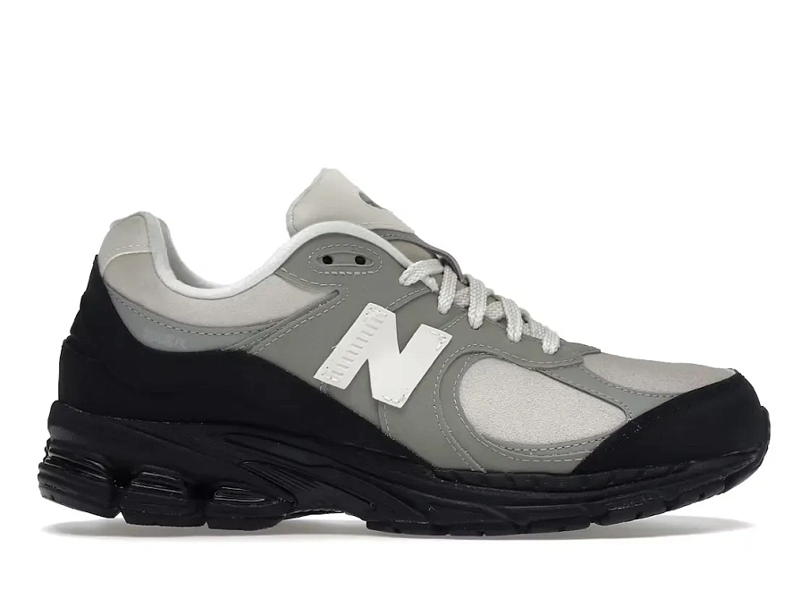Фото № 1 с приближением к товару «‎New Balance 2002R»