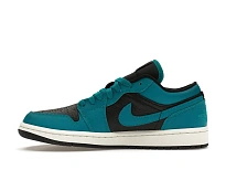 Фото № 3 с приближением к товару «‎Jordan 1 Low SE Homage Split Bright Spruce »