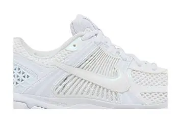 Nike Women's Air Zoom Vomero 5 Triple White - 3