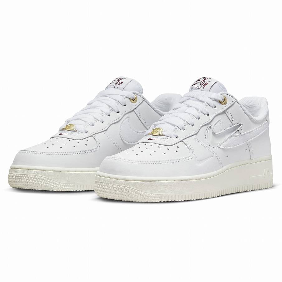 Фото № 2 с приближением к товару «‎Nike Air Force »