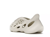 Фото № 3 с приближением к товару «‎adidas Yeezy Foam RNNR Sand»