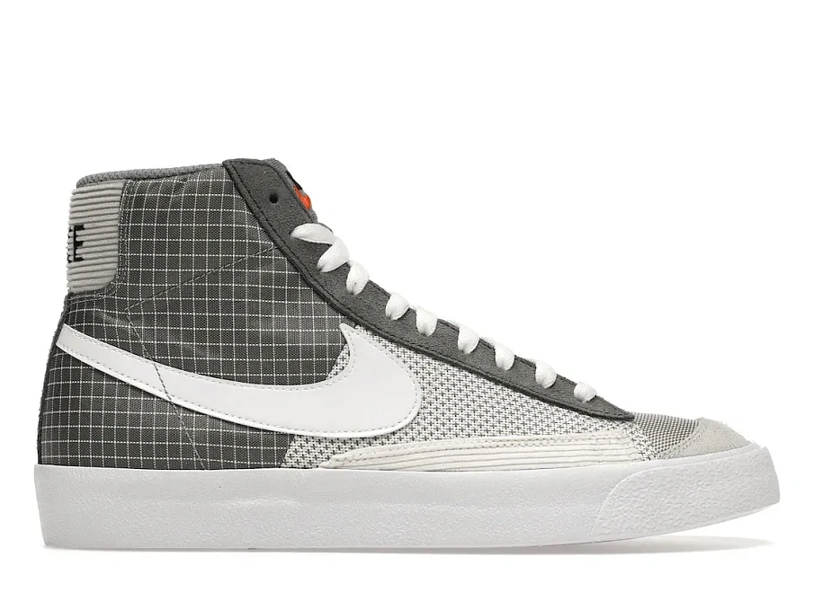 Фото № 1 с приближением к товару «‎Nike Blazer Mid 77 Patch Smoke Grey»