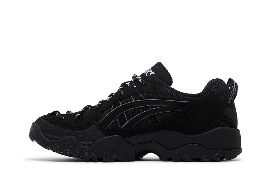 Фото № 4 с приближением к товару «‎ASICS Gel Pickax Triple Black»