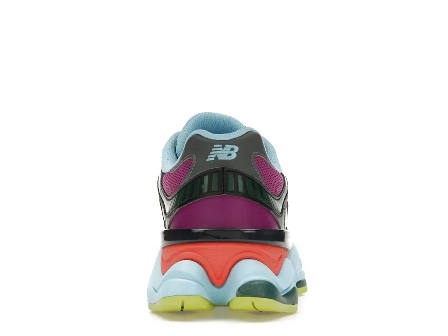 Фото № 4 с приближением к товару «‎New Balance 9060»