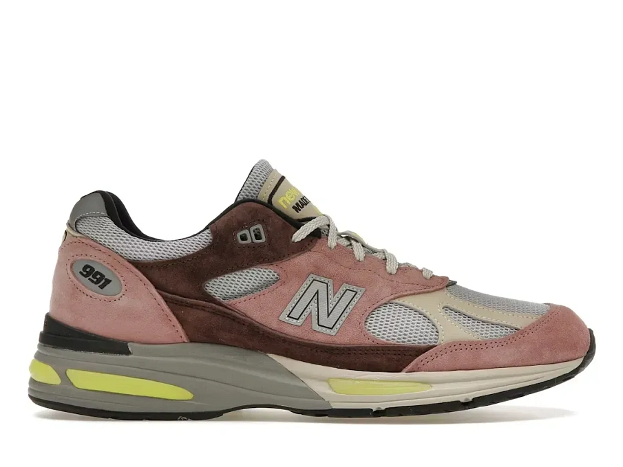 Фото № 1 с приближением к товару «‎New Balance 991v2»