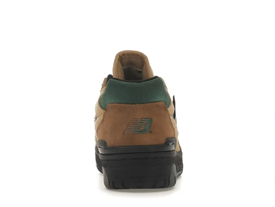 Фото № 4 с приближением к товару «‎New Balance 550»