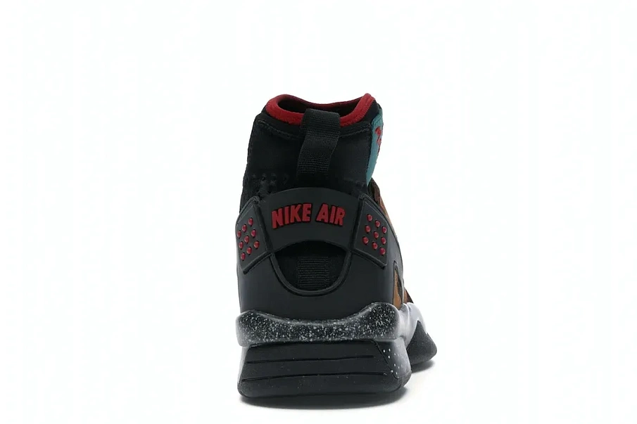 Фото № 4 с приближением к товару «‎Nike Air Mowabb NXN Olivia Kim No Cover »