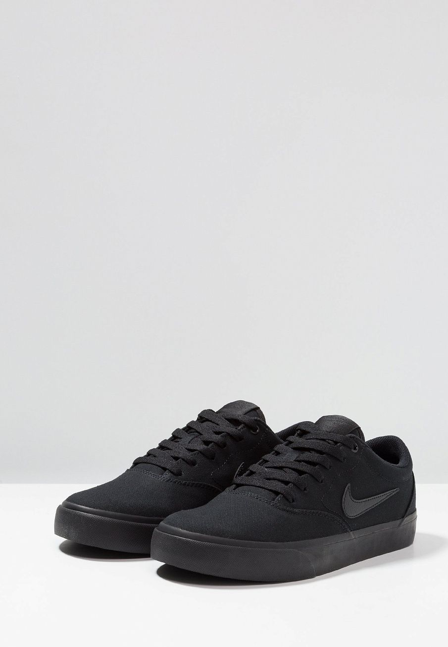 Фото № 3 с приближением к товару «‎Nike Charge Slr »