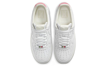 Фото № 4 с приближением к товару «‎Nike Air Force 1 Low 'GOT 'EM' WhiteGreenPink»