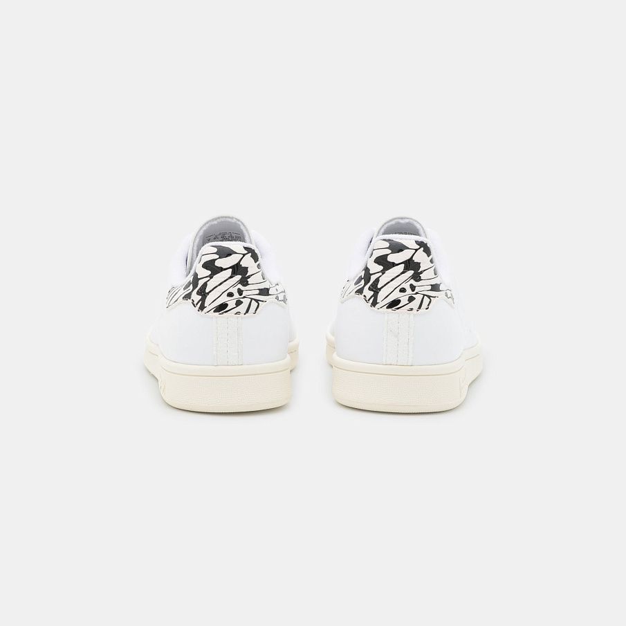Фото № 4 с приближением к товару «‎Adidas Stan Smith »
