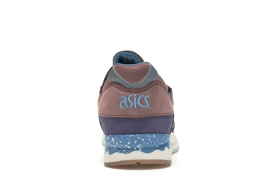 Фото № 4 с приближением к товару «‎ASICS Gel-Lyte V Offspring x Onitsuka Tiger Desert»