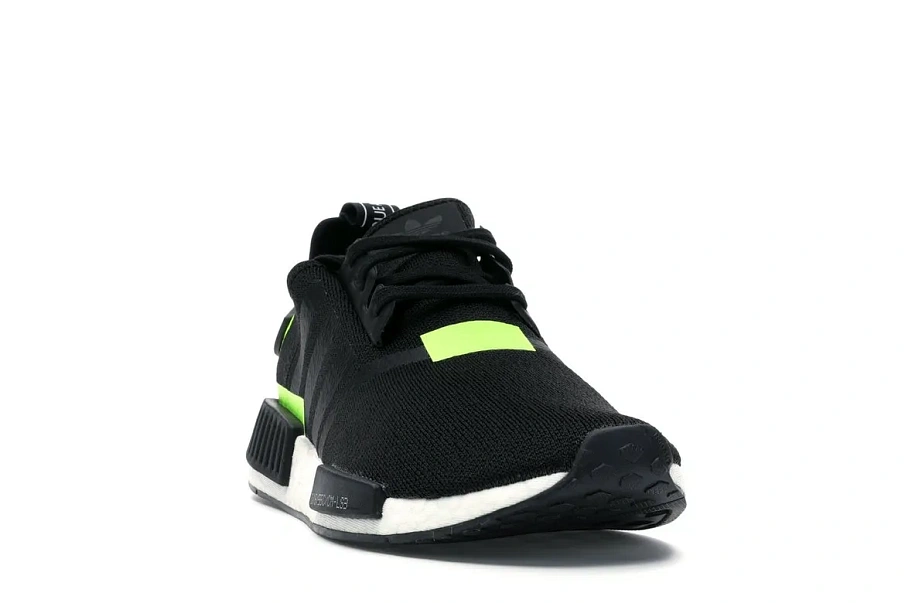 Фото № 3 с приближением к товару «‎adidas NMD R1 Black Volt»