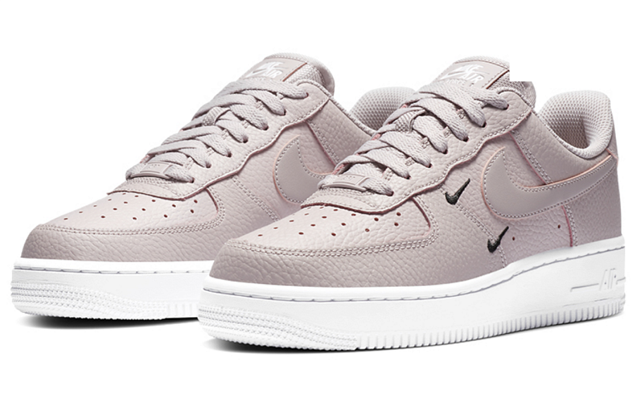 Фото № 3 с приближением к товару «‎Nike Wmns Air Force 1 Low Double Swoosh Light Pink»